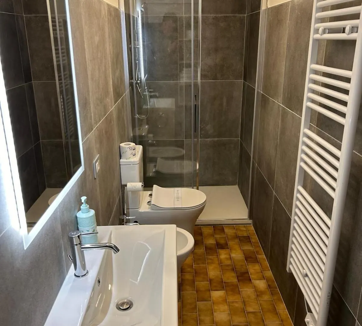 Residenza Sandrini Gambassi Terme 0*,  Italia