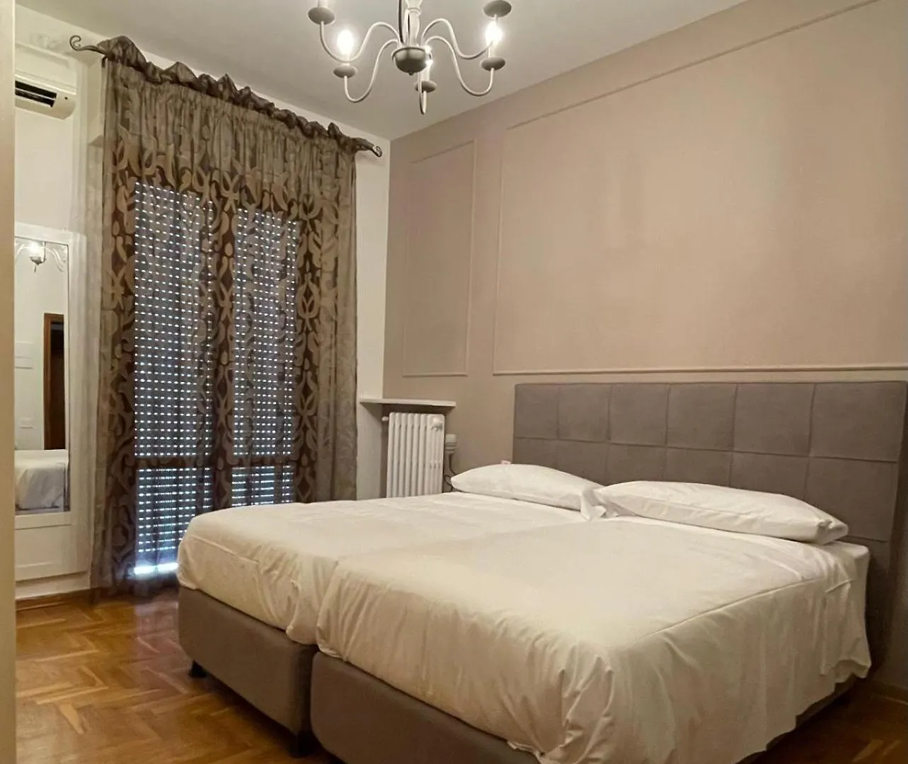 Residenza Sandrini Gambassi Terme 0*,